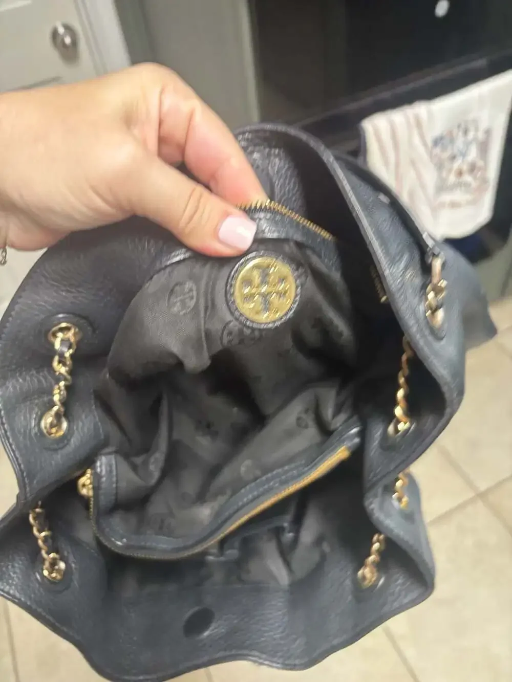 Tory Burch Thea Black Pebble Leather Chain Shoulder Tote with Tassels
